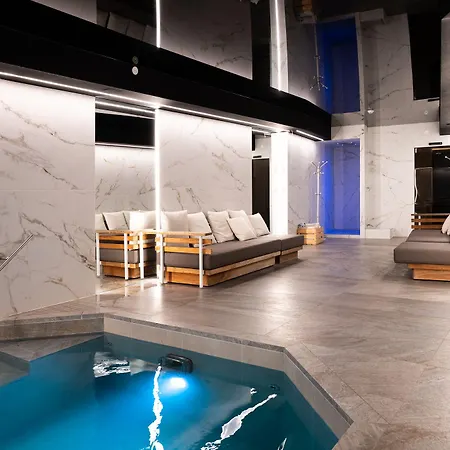 Boutique Albana Real - Restaurants & מלון