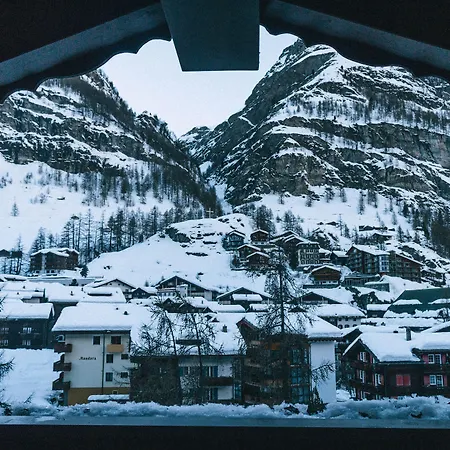 Boutique Albana Real - Restaurants & Otel