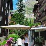 Boutique Albana Real - Restaurants & 4* Ζερμάτ